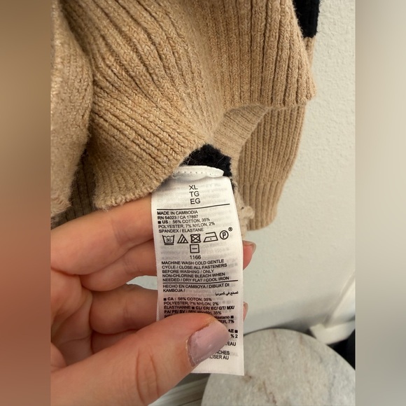 Old Navy Chunky Tan and Black Striped Cardigan | XLarge - Picture 8 of 8
